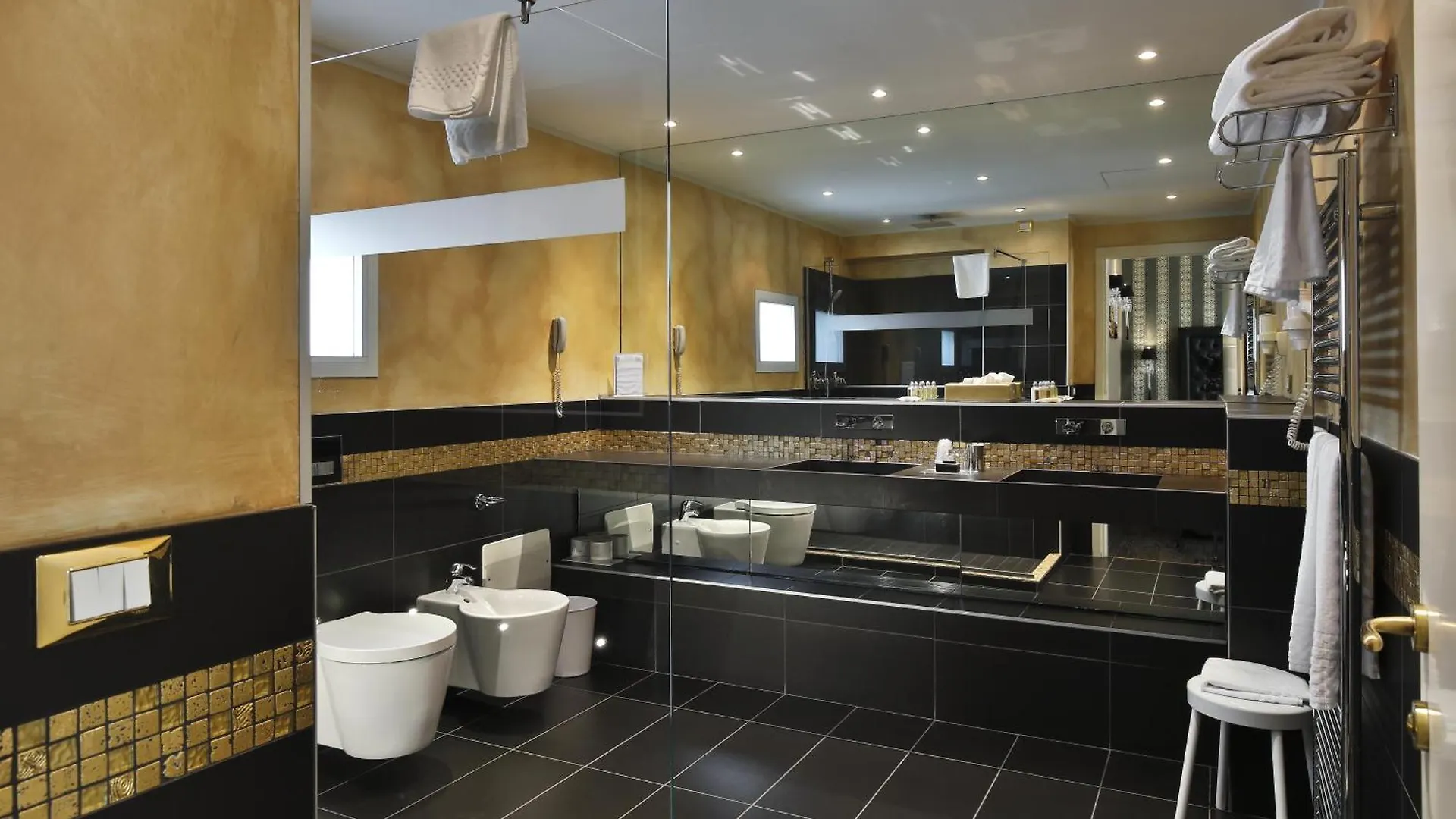 ****  Savoia Hotel Regency Bologna Italy